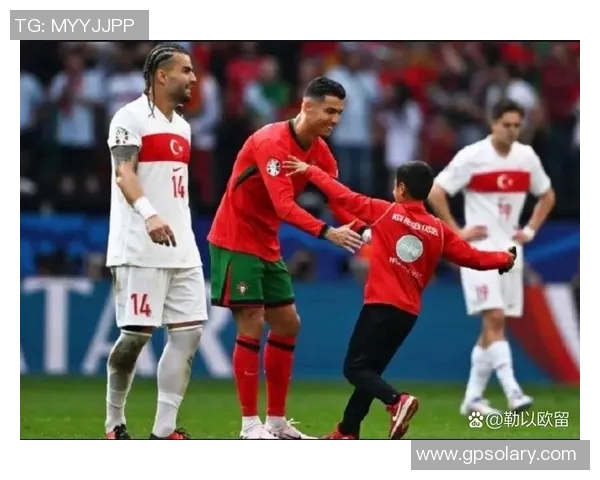 今日趣图：马来西亚足球新策略引发热议归化梅西C罗哈兰德姆巴佩计划