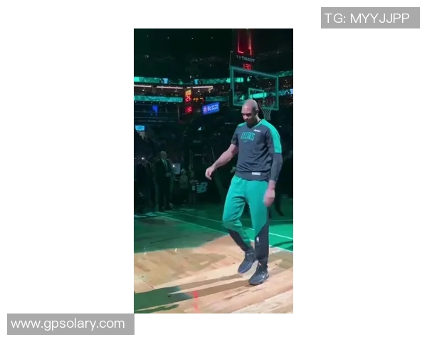 杰伦布朗全能表现助球队获胜6投仅2中却贡献8分5板6助3抢断