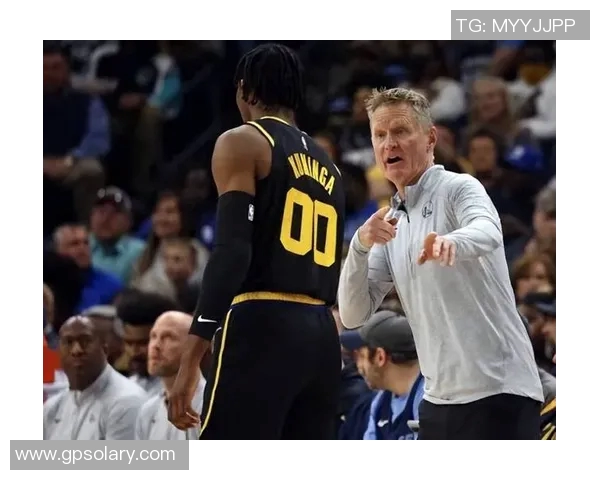 科尔强调持球人防守期待穆迪波杰库明加梅尔顿在赛季中的出色表现 科尔强调持球人防守期待穆迪波杰库明加梅尔顿在赛季中的出色表现