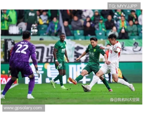 国安主场失利海牛球迷嘘声四起球员赛后谢场遭冷遇