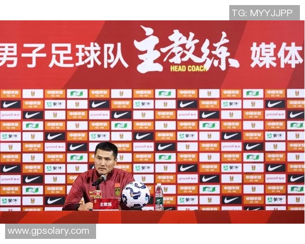 国足主帅邵佳一将在广东肇庆召开媒体见面会，期待新征程的启航