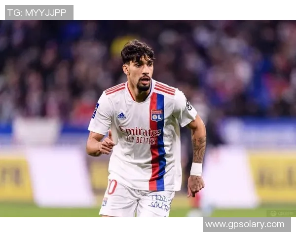 帕奎塔积极推动转会弗拉门戈并未选择罢训继续训练努力